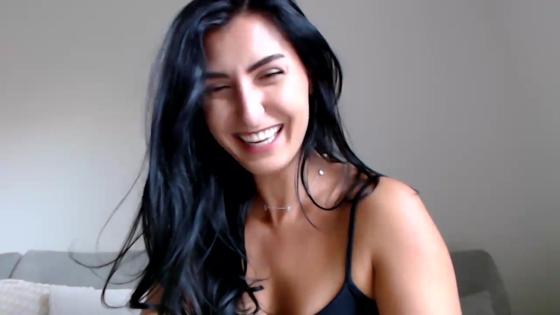 Gallery image thumbnail from LeaIson's myfreecams stream on, 11/21/2023, 14:43 image 2 of 20
