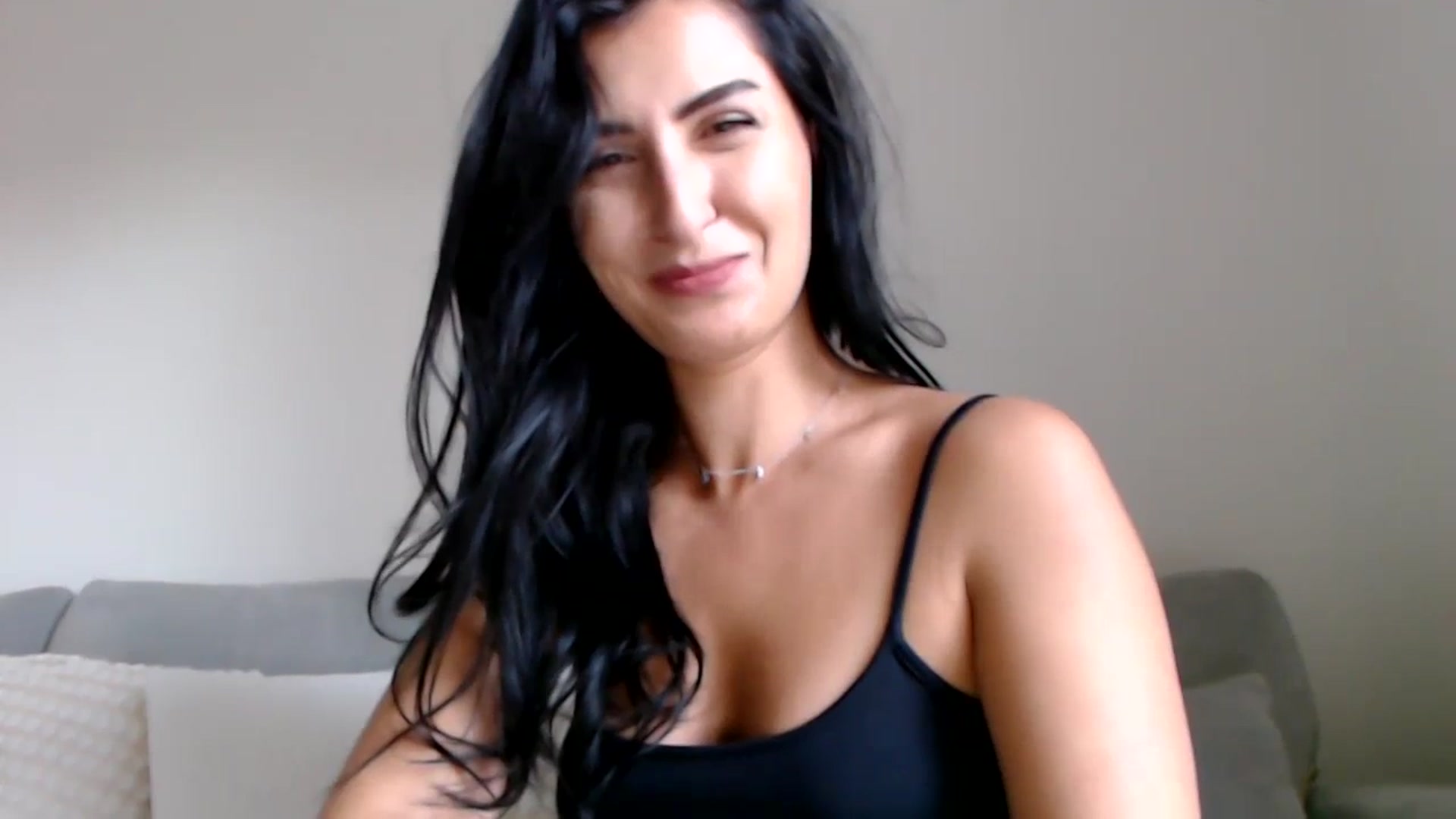 Gallery image thumbnail from LeaIson's myfreecams stream on, 11/21/2023, 14:43 image 14 of 20