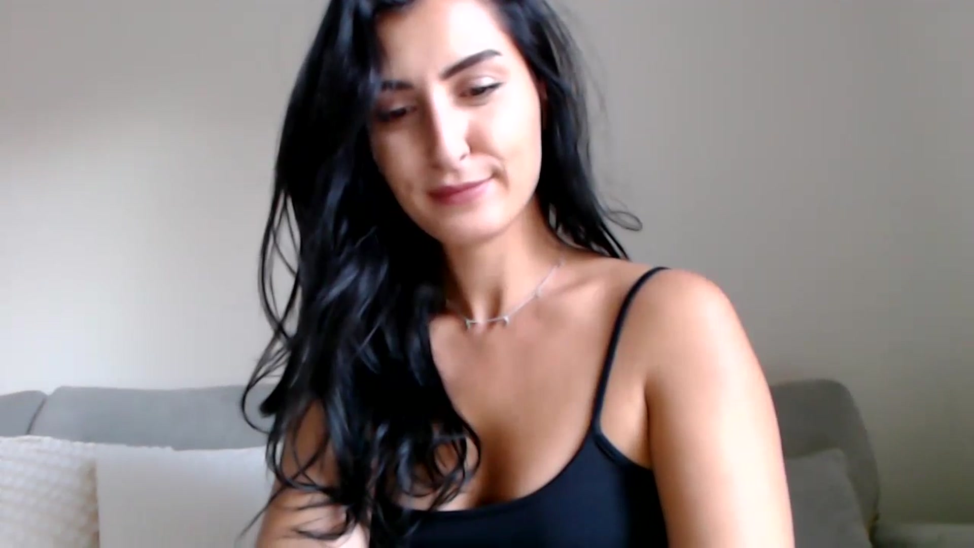 Gallery image thumbnail from LeaIson's myfreecams stream on, 11/21/2023, 14:43 image 12 of 20