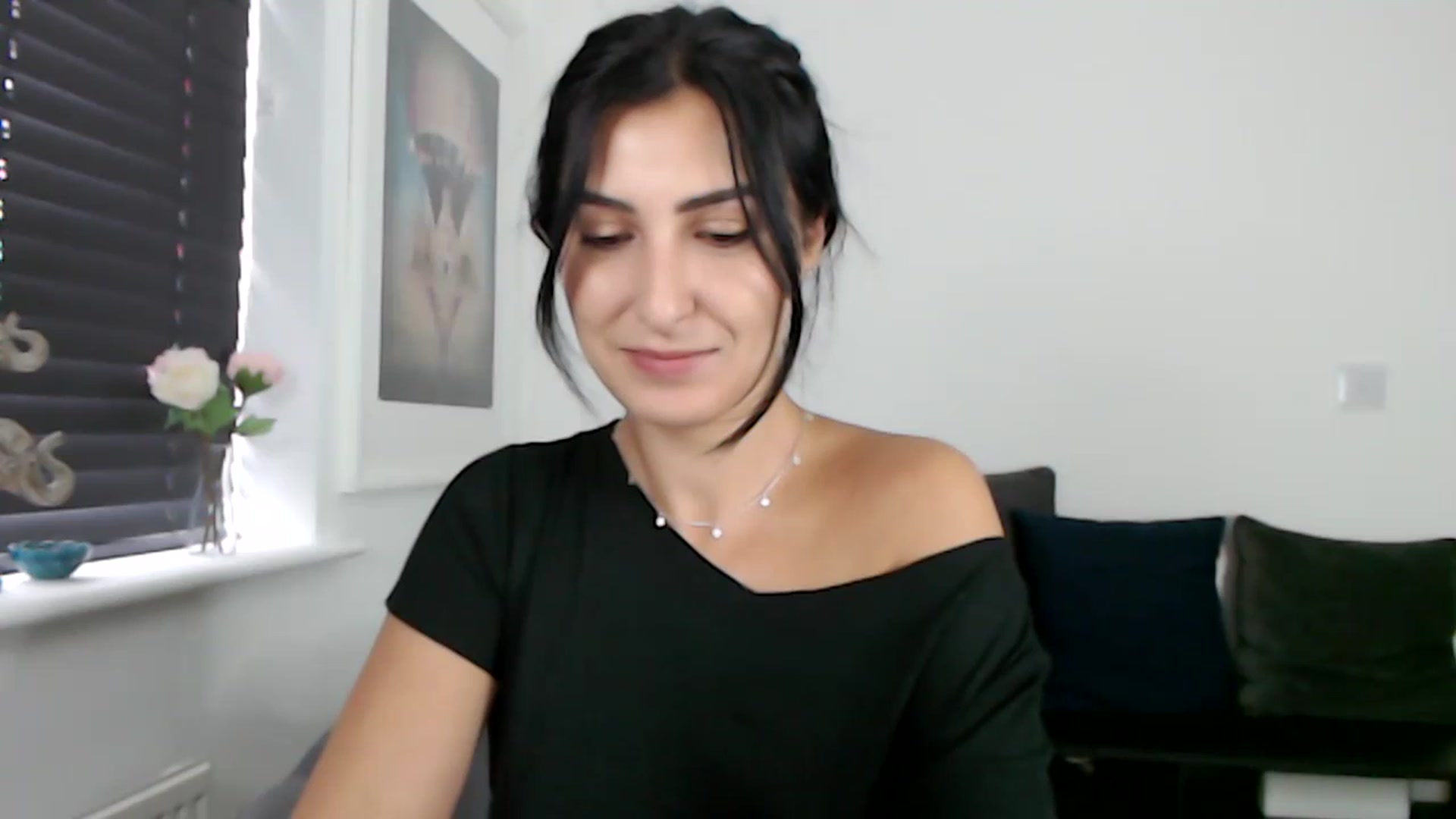 Gallery image thumbnail from LeaIson's myfreecams stream on, 11/24/2023, 10:06 image 13 of 20