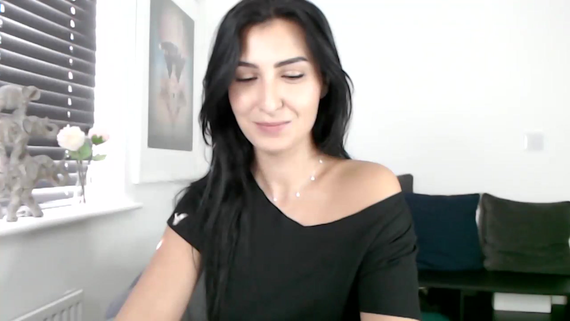 Gallery image thumbnail from LeaIson's myfreecams stream on, 11/24/2023, 11:06 image 15 of 20