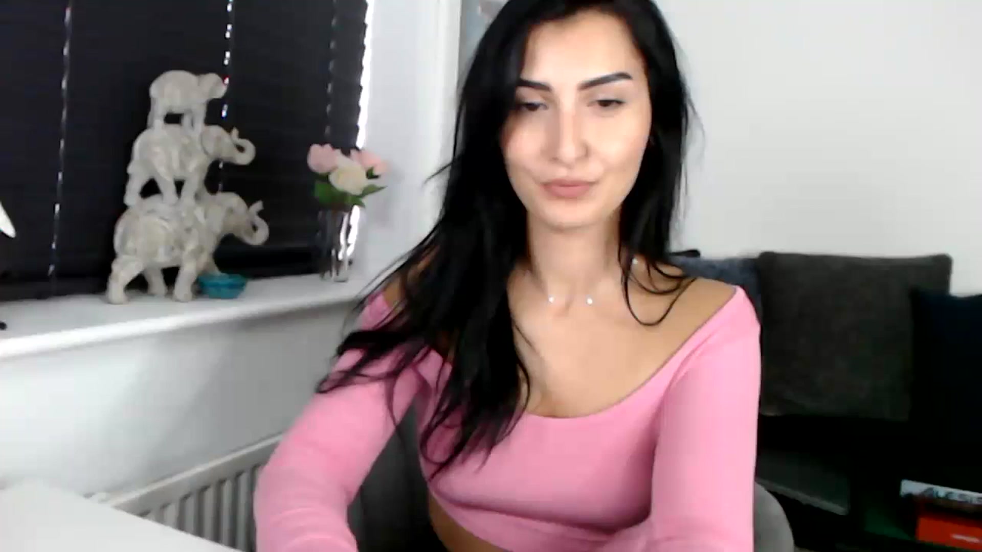 Gallery image thumbnail from LeaIson's myfreecams stream on, 11/27/2023, 13:19 image 15 of 20