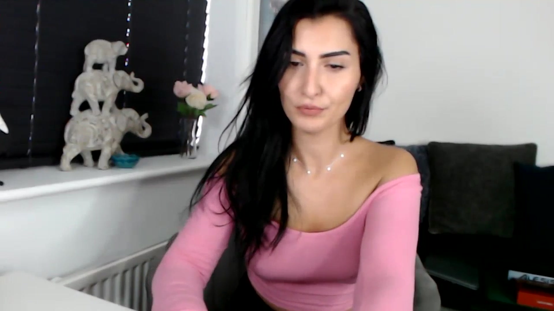 Gallery image thumbnail from LeaIson's myfreecams stream on, 11/27/2023, 13:19 image 20 of 20