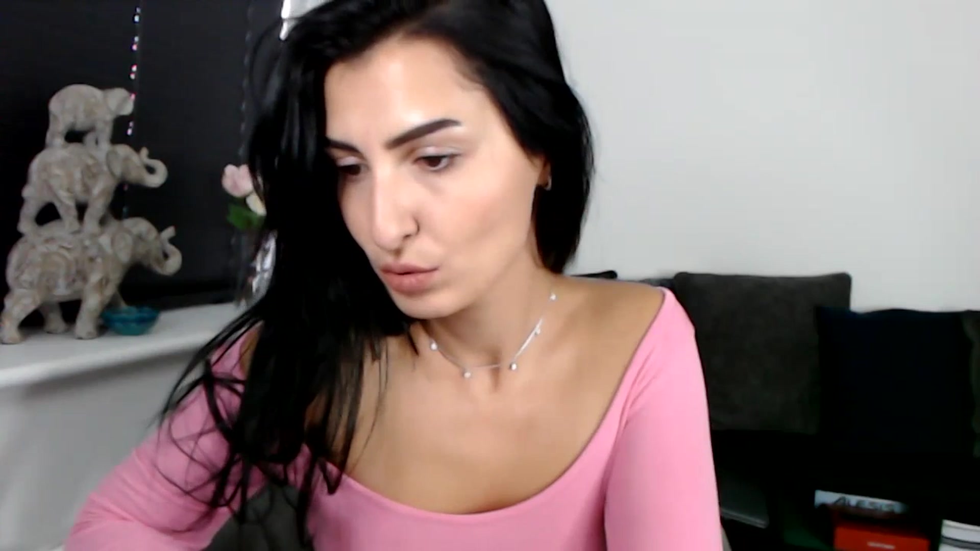 Gallery image thumbnail from LeaIson's myfreecams stream on, 11/27/2023, 13:47 image 3 of 20