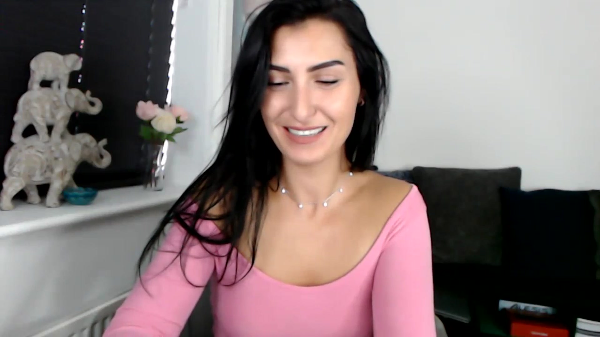 Gallery image thumbnail from LeaIson's myfreecams stream on, 11/27/2023, 13:47 image 4 of 20