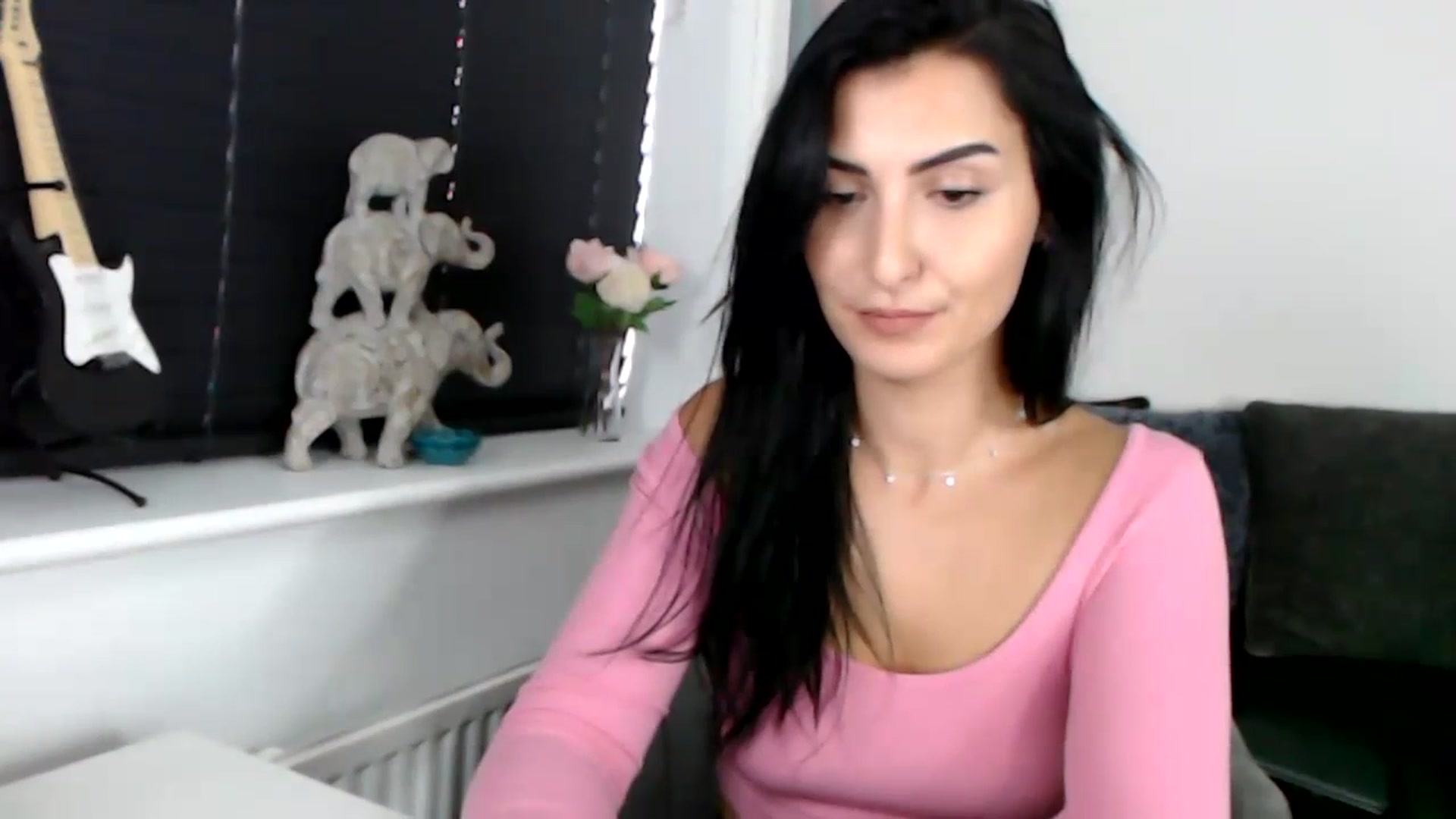Gallery image thumbnail from LeaIson's myfreecams stream on, 11/27/2023, 13:47 image 14 of 20