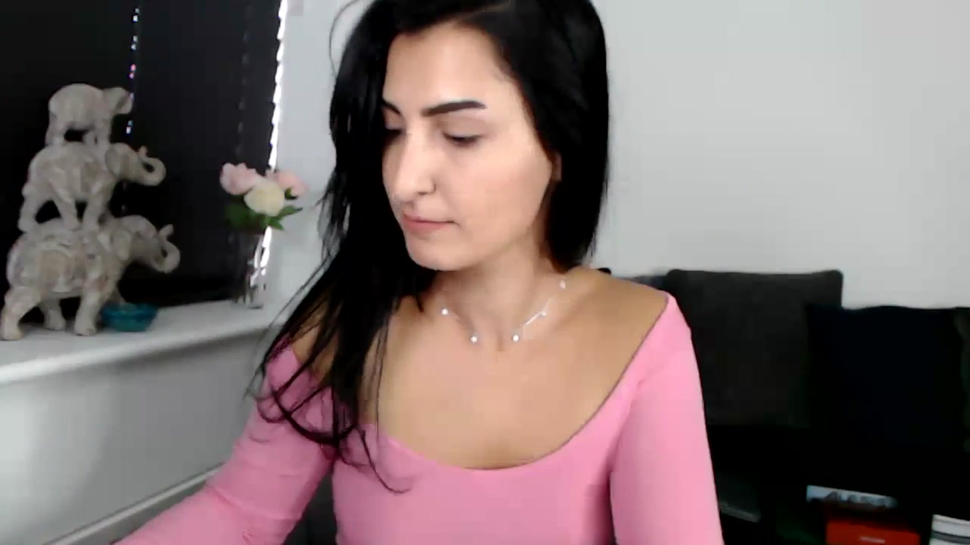 Gallery image thumbnail from LeaIson's myfreecams stream on, 11/27/2023, 13:47 image 8 of 20