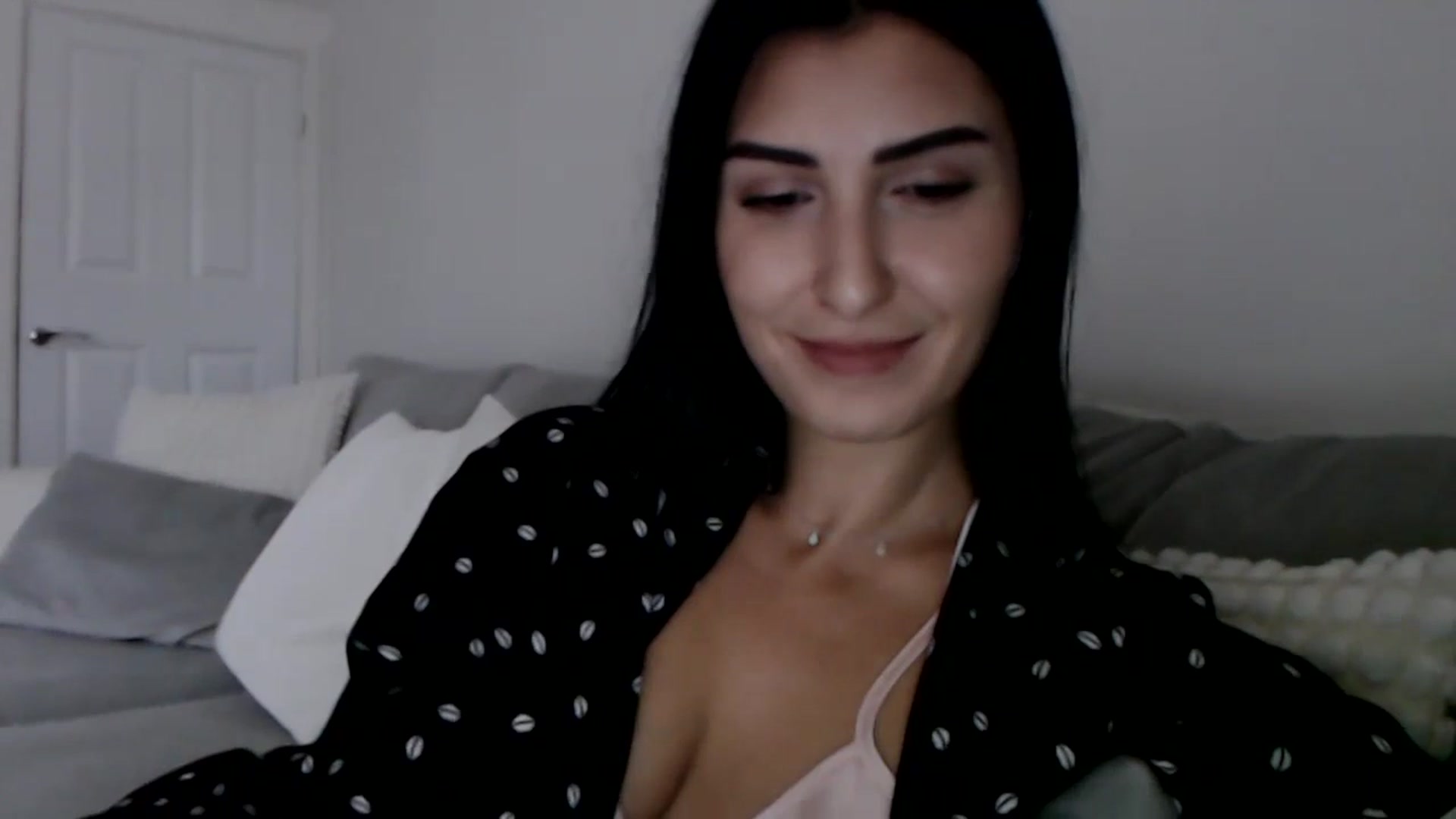 Gallery image thumbnail from LeaIson's myfreecams stream on, 12/01/2023, 12:28 image 20 of 20