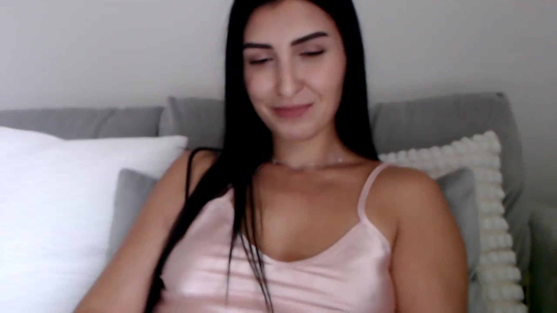 Gallery image thumbnail from LeaIson's myfreecams stream on, 12/01/2023, 13:07 image 12 of 20