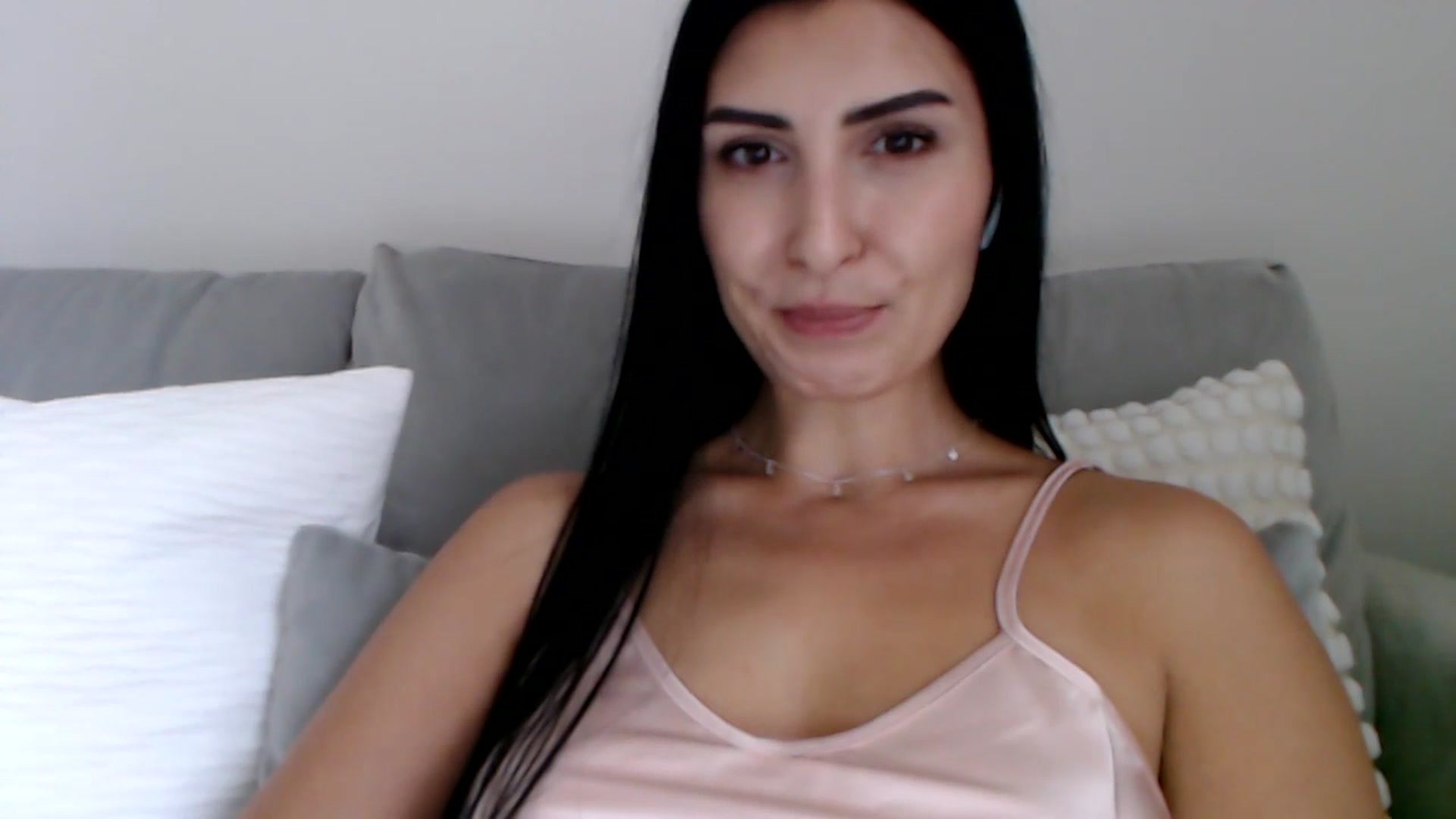 Gallery image thumbnail from LeaIson's myfreecams stream on, 12/01/2023, 13:41 image 2 of 20