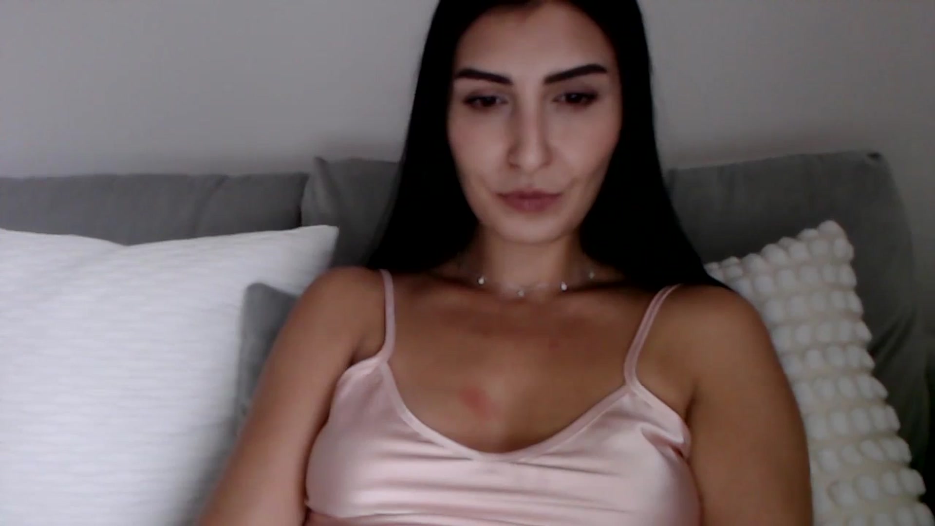 Gallery image thumbnail from LeaIson's myfreecams stream on, 12/01/2023, 14:28 image 16 of 20