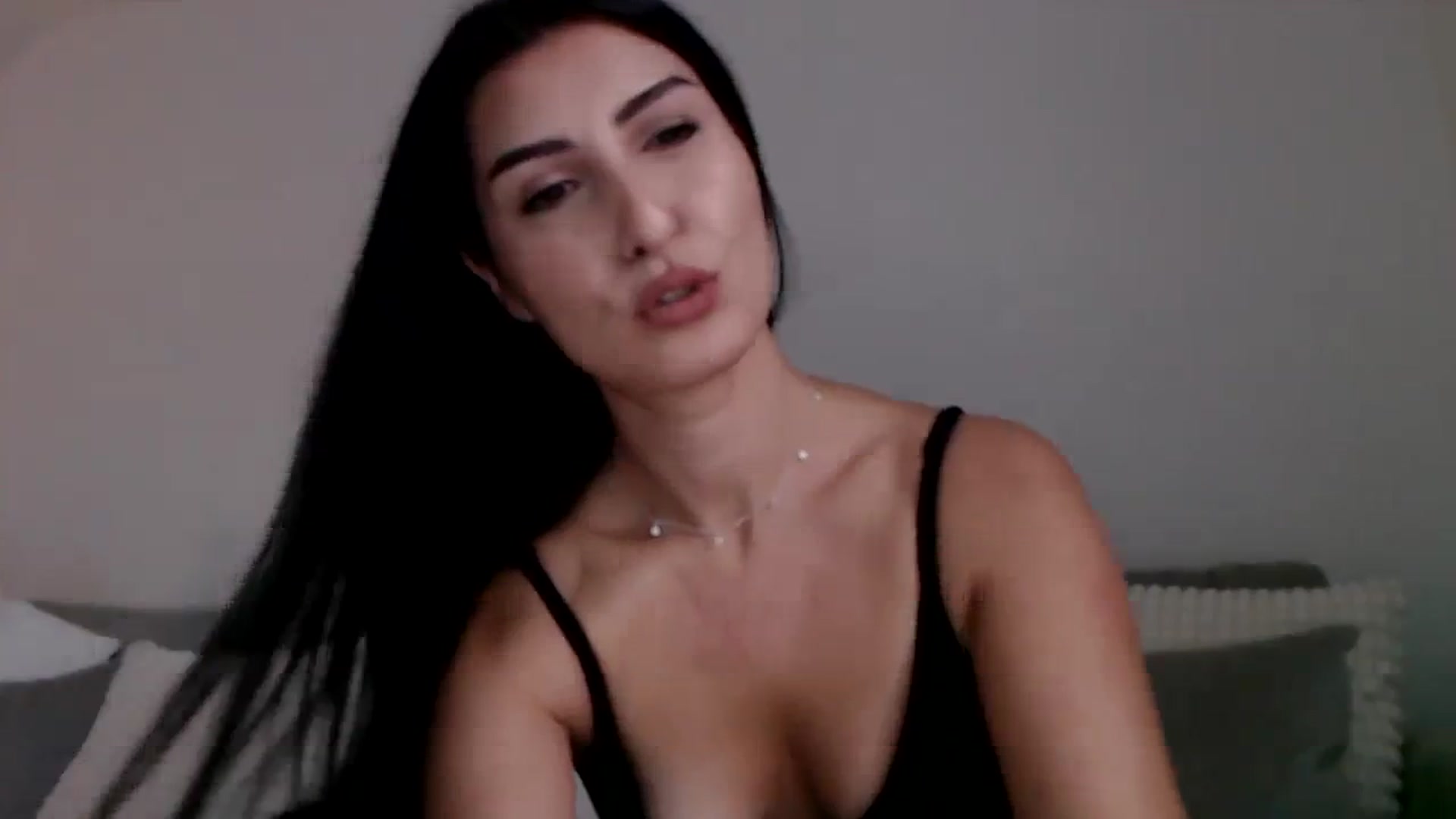 Gallery image thumbnail from LeaIson's myfreecams stream on, 12/04/2023, 10:05 image 14 of 20