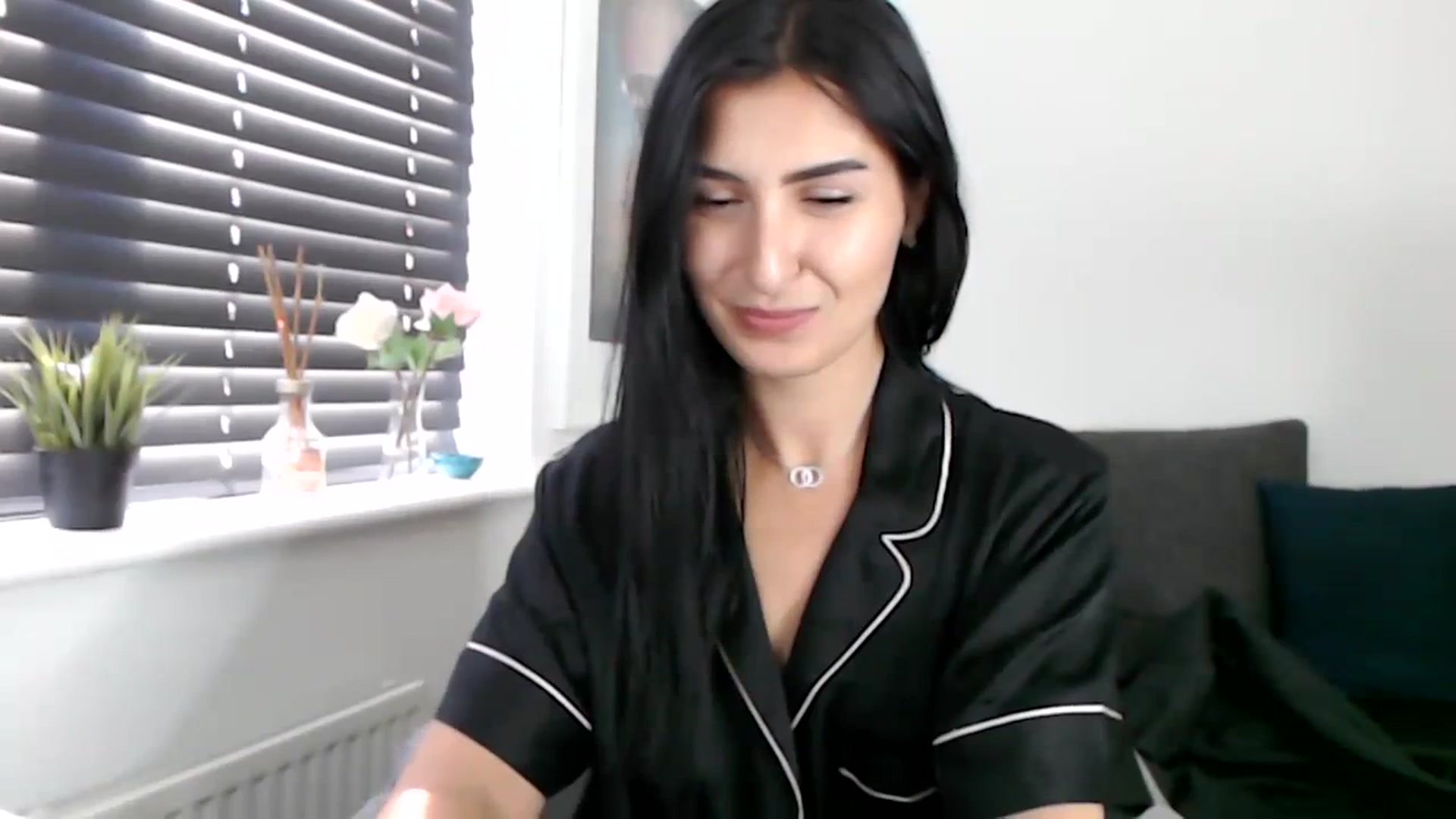 Gallery image thumbnail from LeaIson's myfreecams stream on, 12/06/2023, 12:19 image 16 of 20