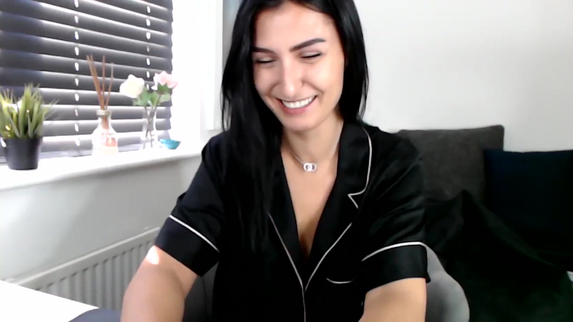 Gallery image thumbnail from LeaIson's myfreecams stream on, 12/06/2023, 12:19 image 6 of 20