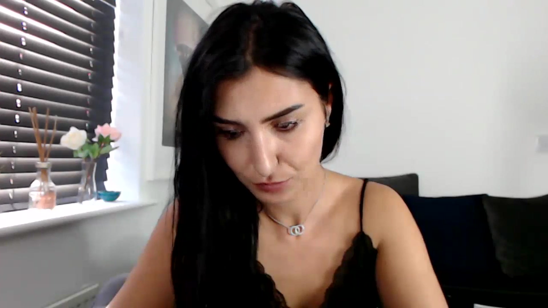 Gallery image thumbnail from LeaIson's myfreecams stream on, 12/06/2023, 14:18 image 16 of 20