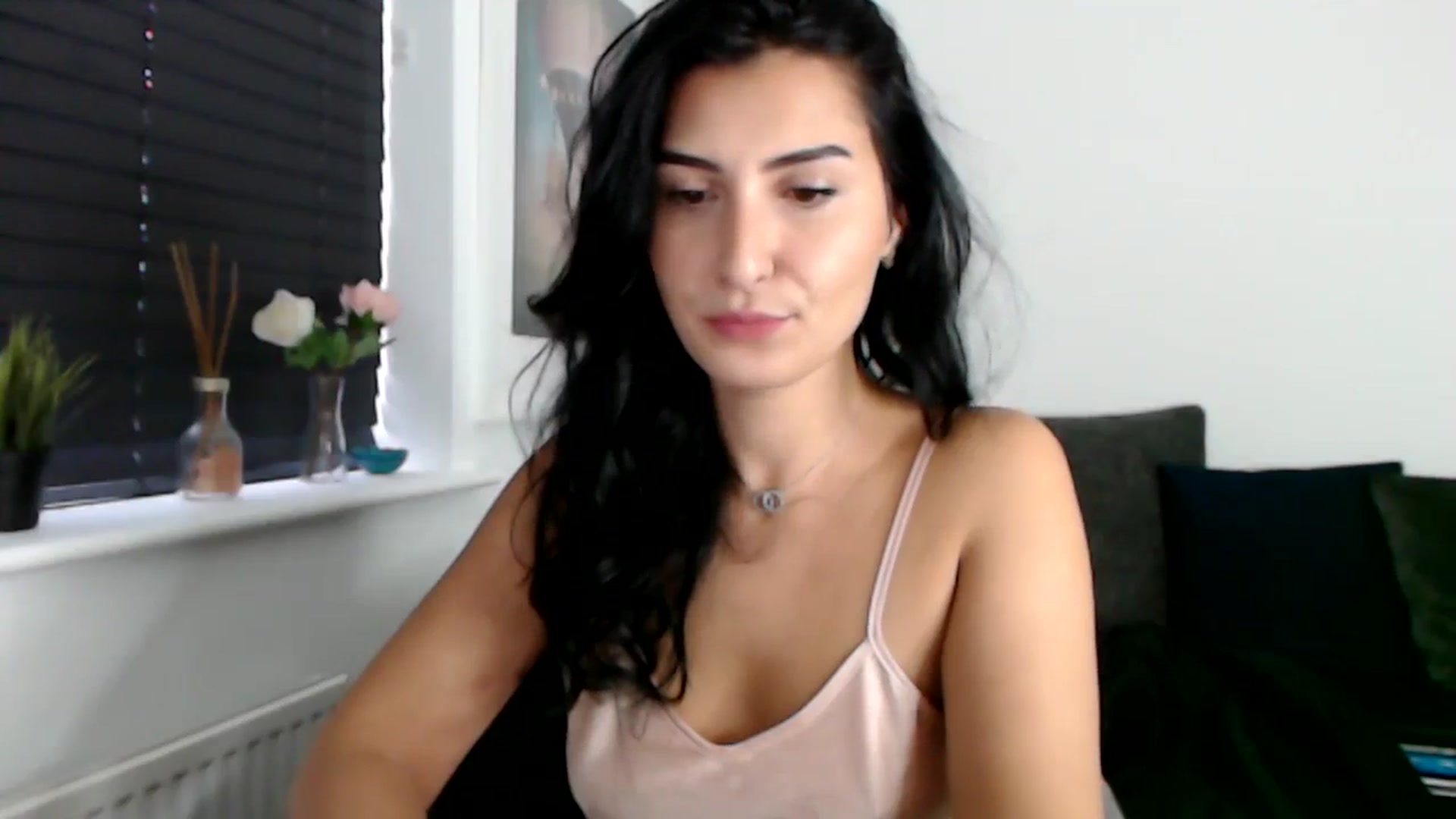 Gallery image thumbnail from LeaIson's myfreecams stream on, 12/07/2023, 11:09 image 6 of 20