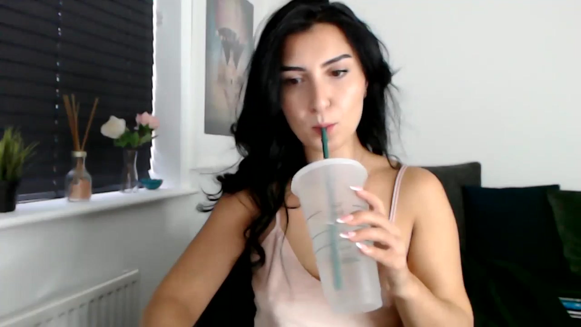Gallery image thumbnail from LeaIson's myfreecams stream on, 12/07/2023, 11:09 image 17 of 20