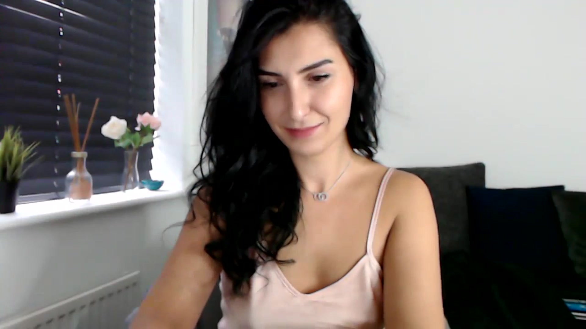 Gallery image thumbnail from LeaIson's myfreecams stream on, 12/07/2023, 12:08 image 15 of 20