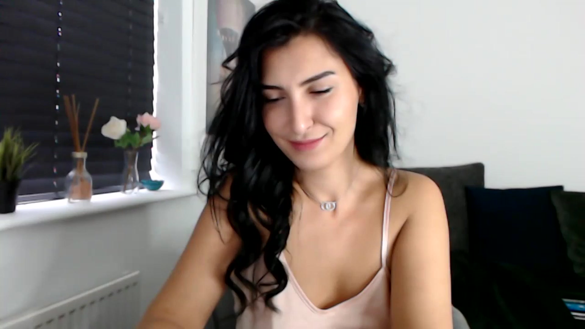 Gallery image thumbnail from LeaIson's myfreecams stream on, 12/07/2023, 12:08 image 1 of 20