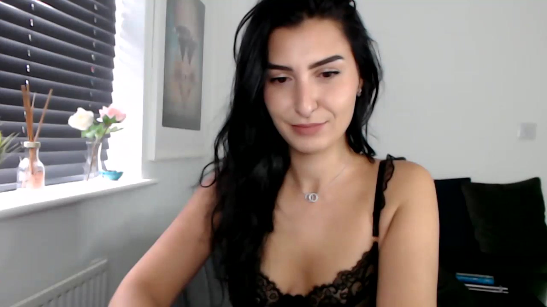 Gallery image thumbnail from LeaIson's myfreecams stream on, 12/08/2023, 13:00 image 5 of 20