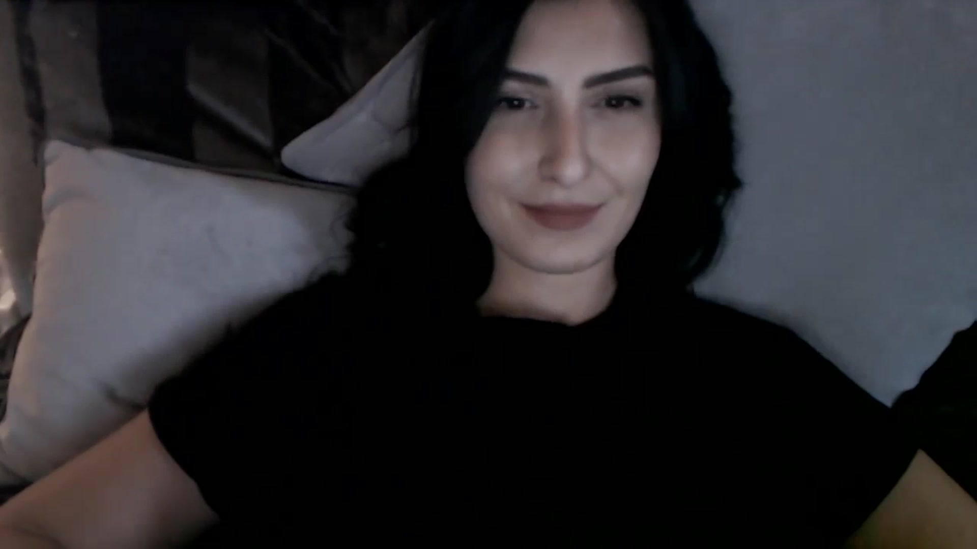 Gallery image thumbnail from LeaIson's myfreecams stream on, 12/08/2023, 14:22 image 19 of 20