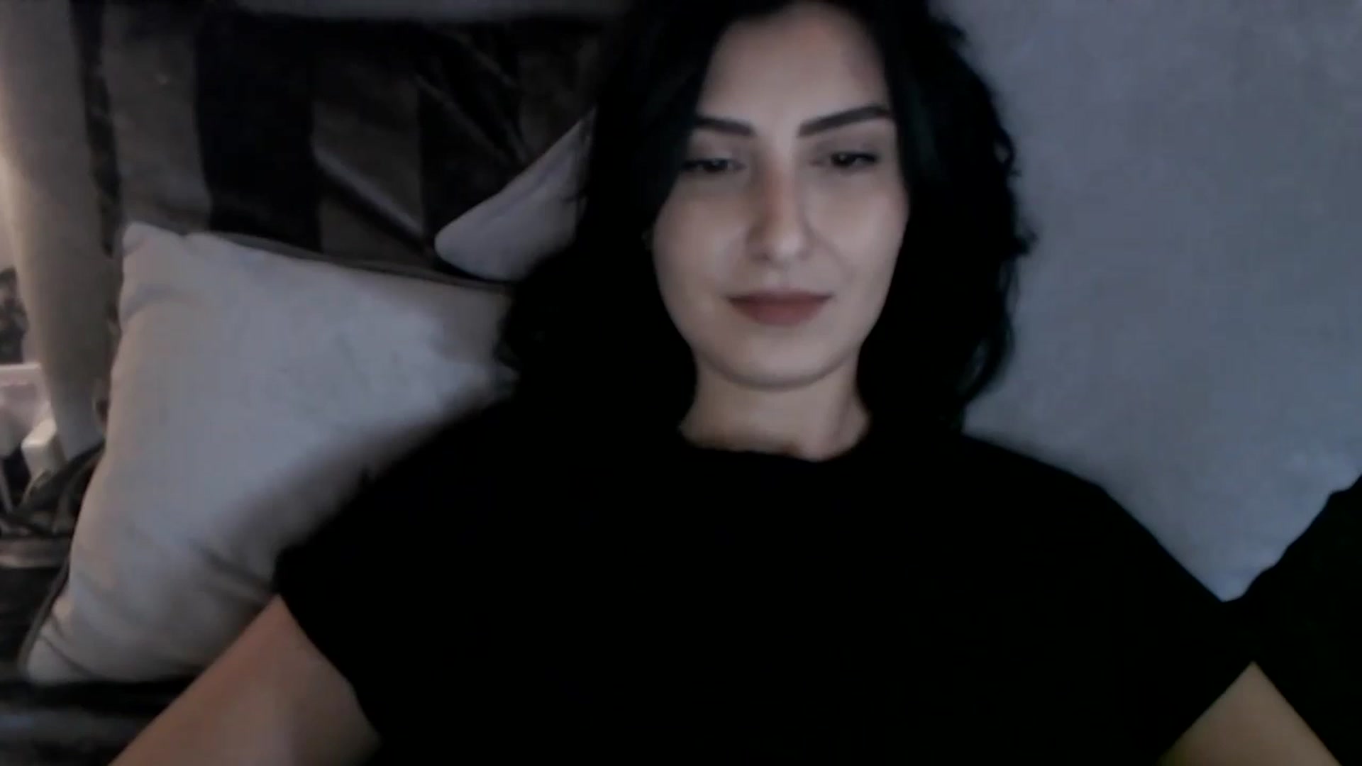 Gallery image thumbnail from LeaIson's myfreecams stream on, 12/08/2023, 14:22 image 10 of 20