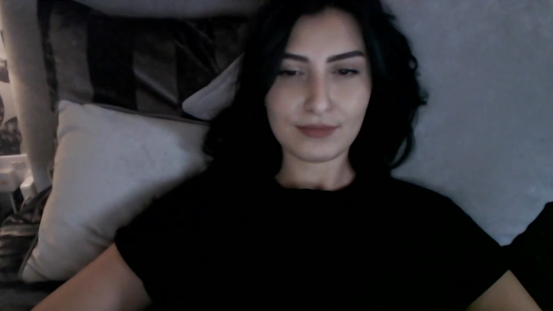 Gallery image thumbnail from LeaIson's myfreecams stream on, 12/08/2023, 14:22 image 8 of 20