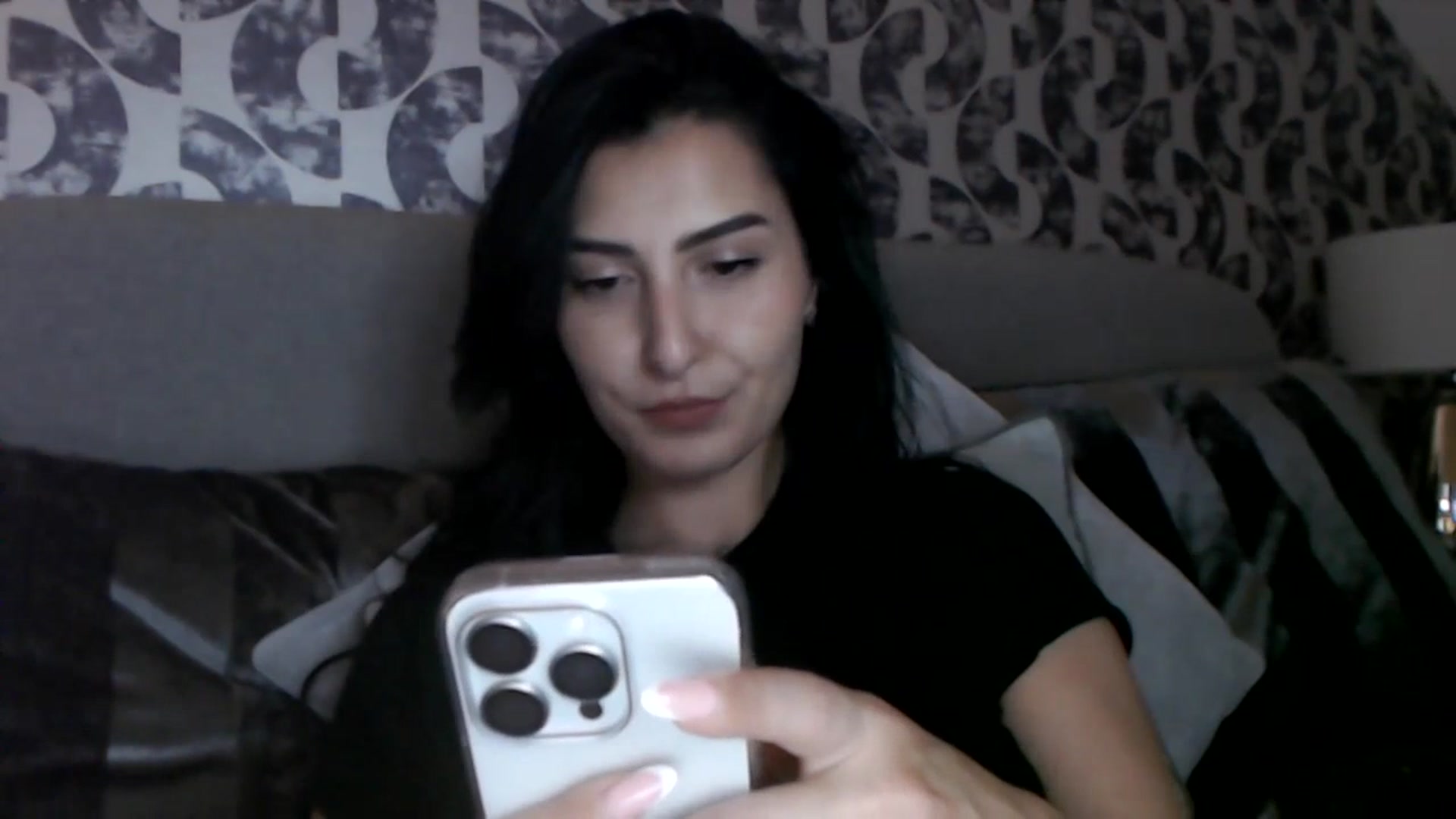 Gallery image thumbnail from LeaIson's myfreecams stream on, 12/08/2023, 16:01 image 18 of 20