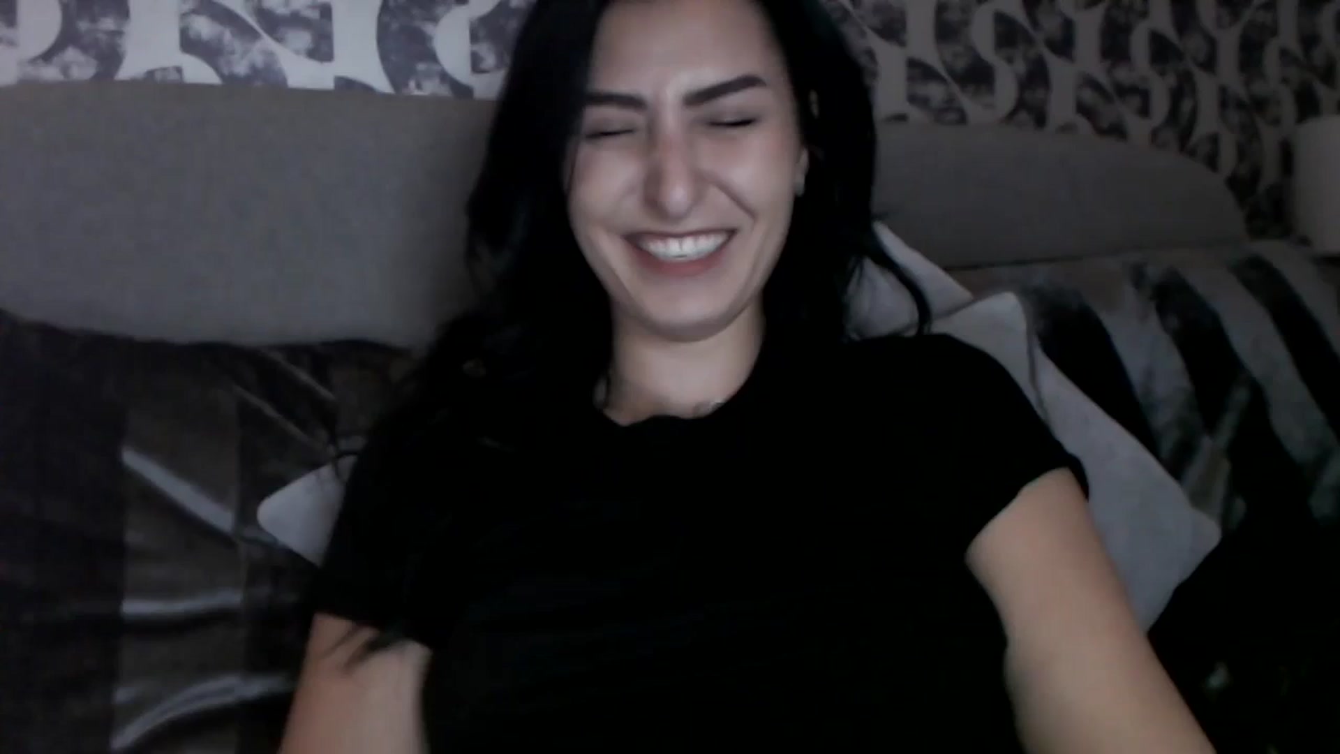 Gallery image thumbnail from LeaIson's myfreecams stream on, 12/08/2023, 16:01 image 12 of 20