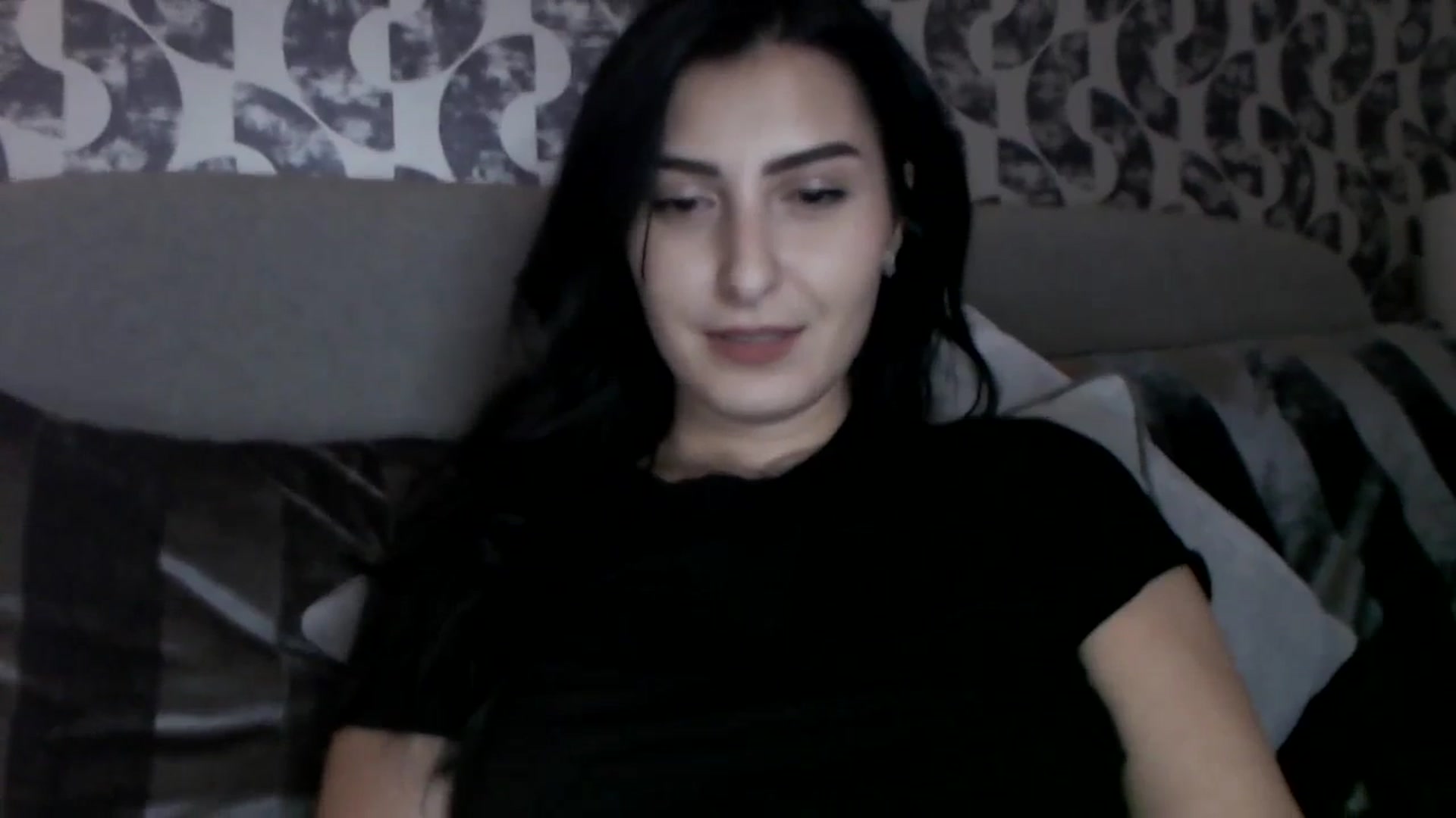 Gallery image thumbnail from LeaIson's myfreecams stream on, 12/08/2023, 16:01 image 6 of 20