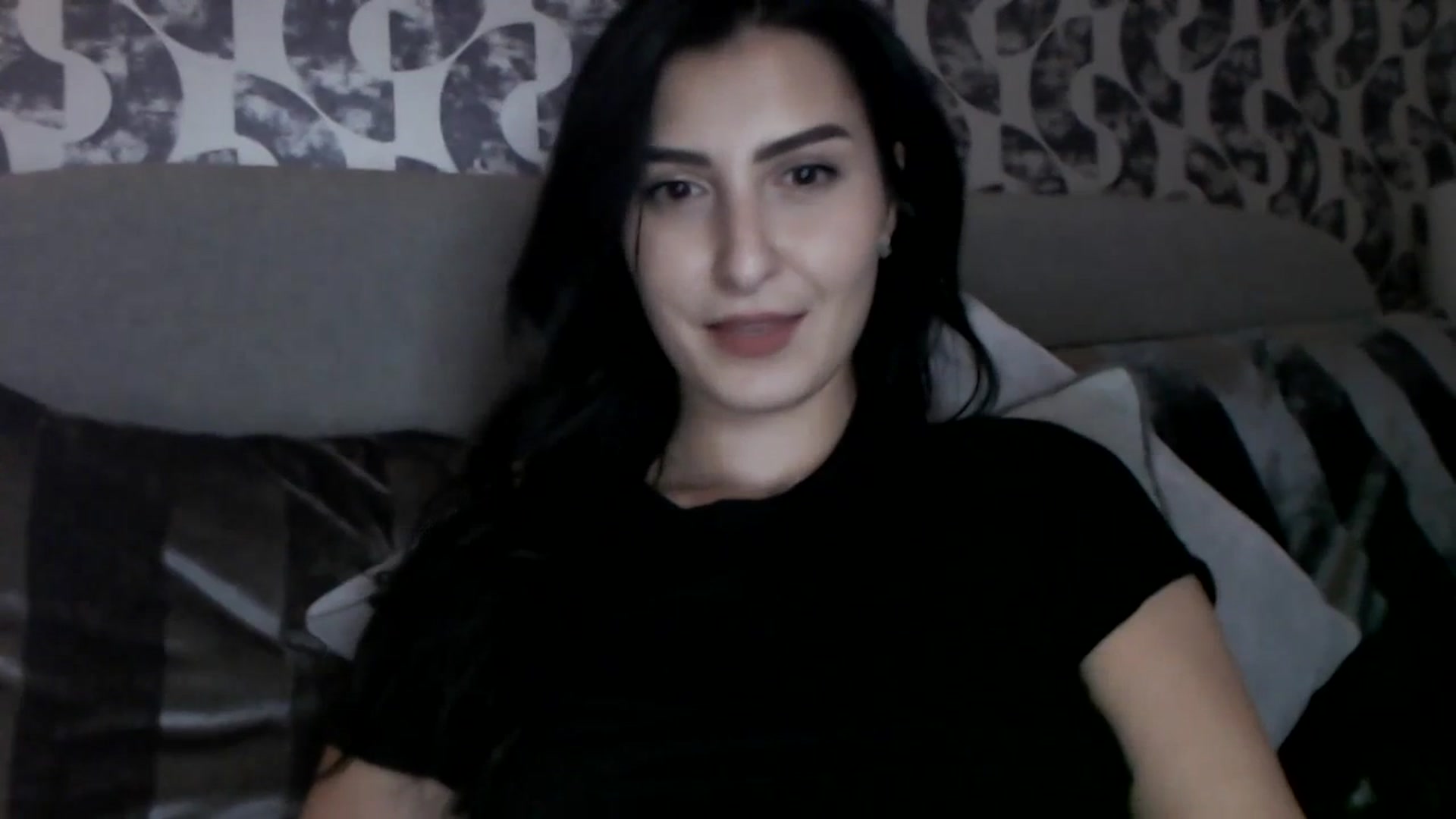 Gallery image thumbnail from LeaIson's myfreecams stream on, 12/08/2023, 16:01 image 7 of 20