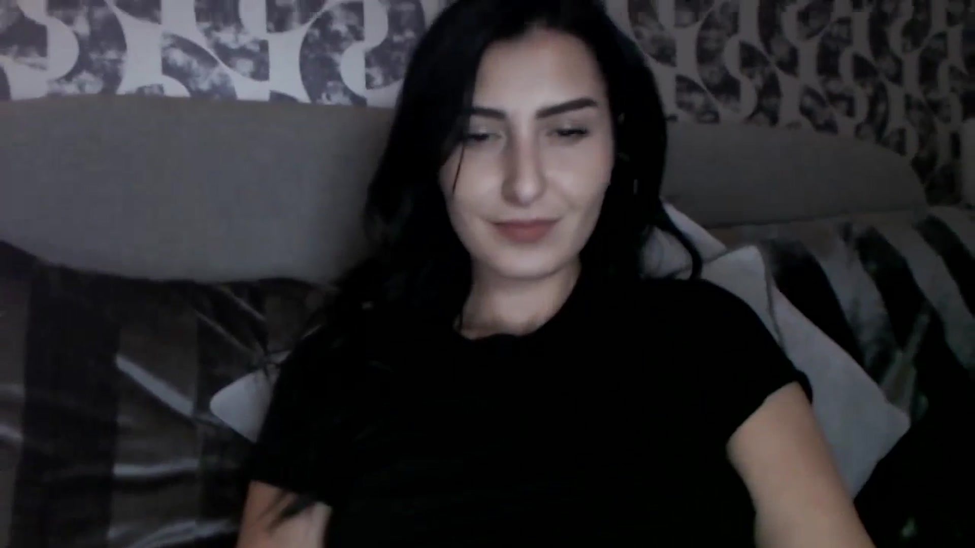 Gallery image thumbnail from LeaIson's myfreecams stream on, 12/08/2023, 16:01 image 13 of 20