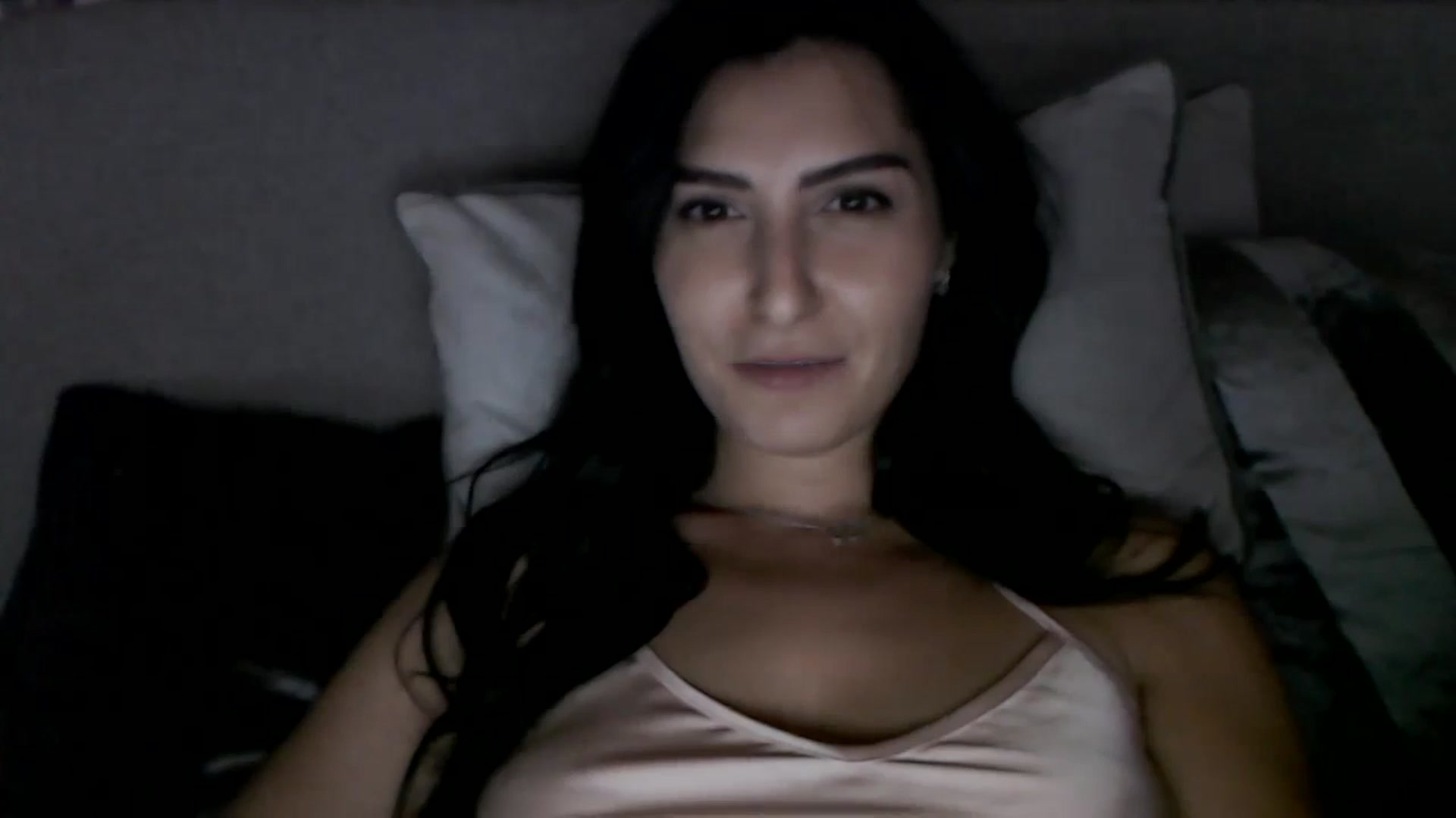 Gallery image thumbnail from LeaIson's myfreecams stream on, 12/08/2023, 19:52 image 9 of 20