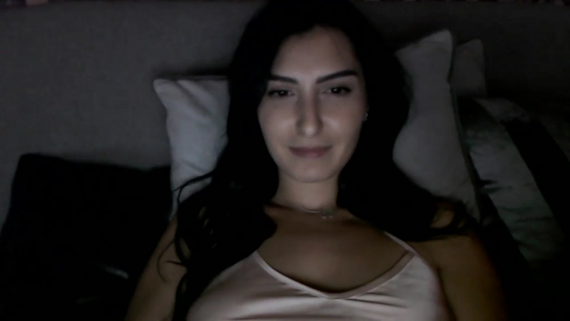 Gallery image thumbnail from LeaIson's myfreecams stream on, 12/08/2023, 19:52 image 12 of 20
