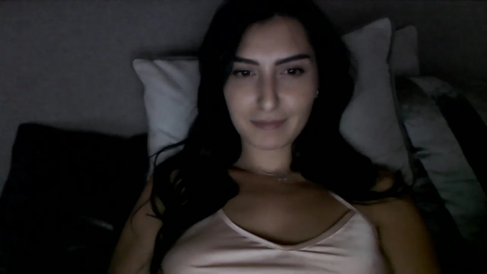 Gallery image thumbnail from LeaIson's myfreecams stream on, 12/08/2023, 19:52 image 13 of 20