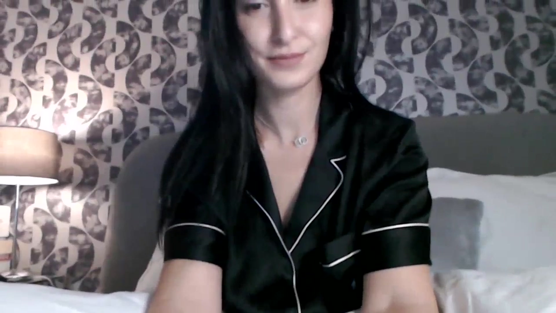 Gallery image thumbnail from LeaIson's myfreecams stream on, 12/11/2023, 10:10 image 15 of 20