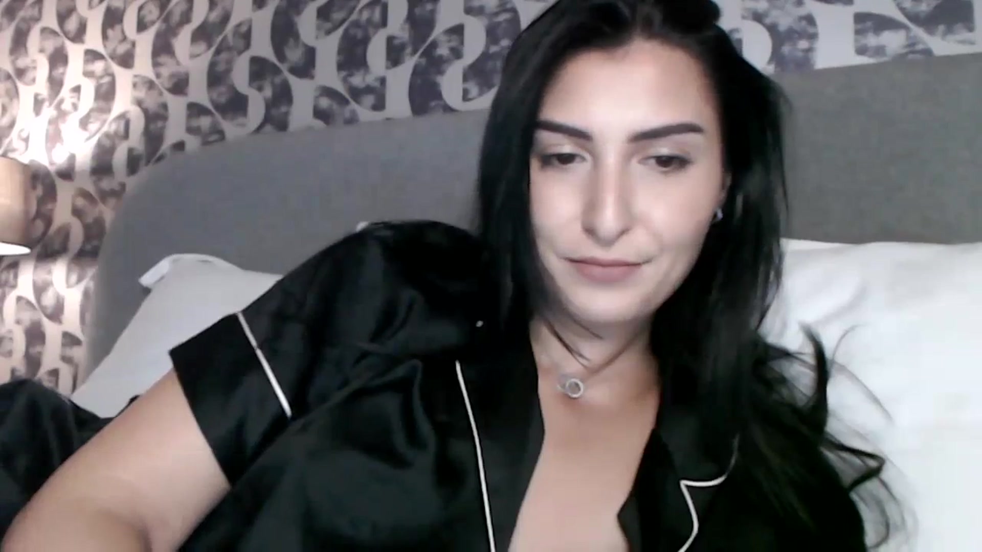 Gallery image thumbnail from LeaIson's myfreecams stream on, 12/11/2023, 10:10 image 18 of 20