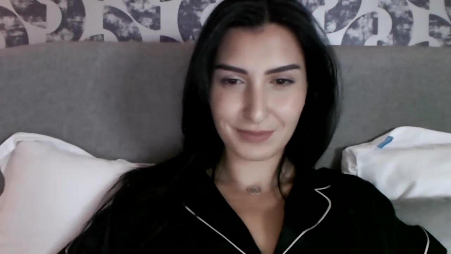 Gallery image thumbnail from LeaIson's myfreecams stream on, 12/11/2023, 10:10 image 2 of 20