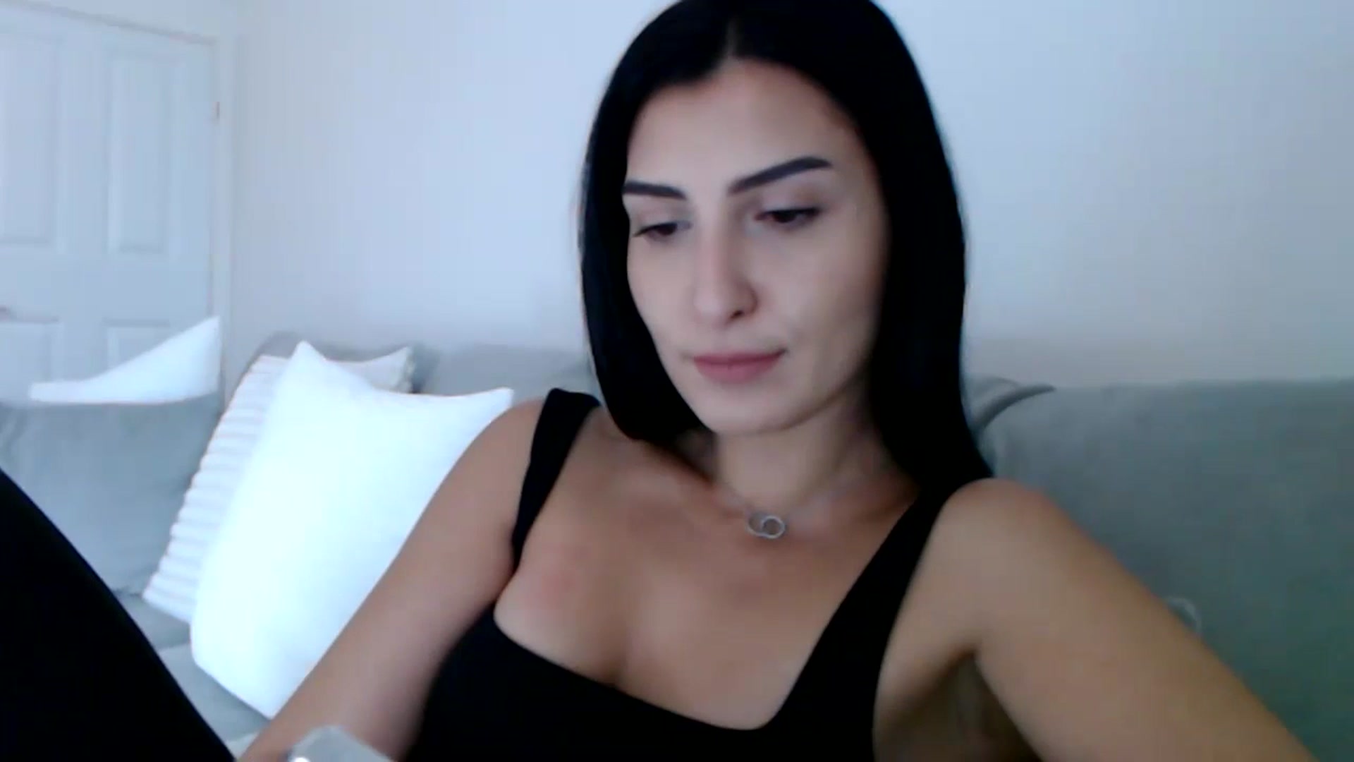 Gallery image thumbnail from LeaIson's myfreecams stream on, 12/11/2023, 11:44 image 10 of 20