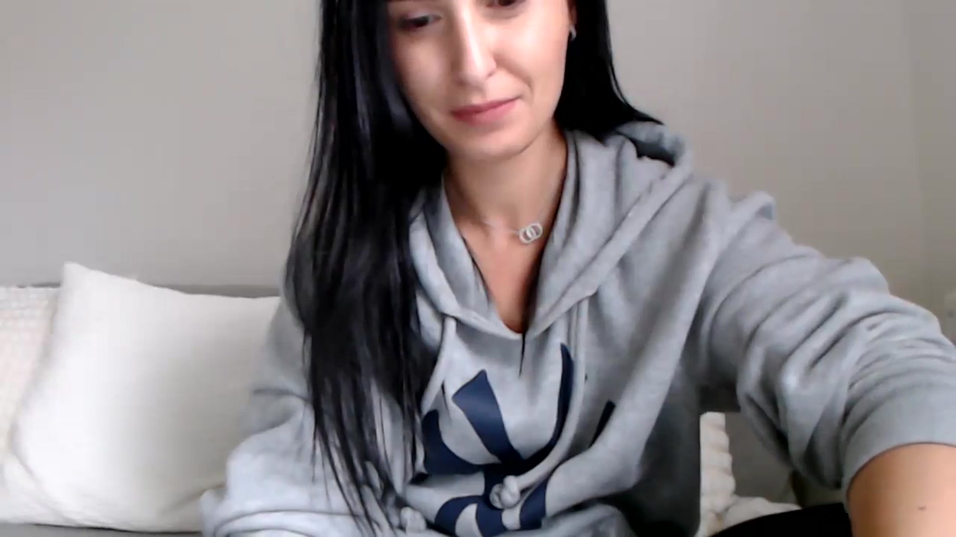 Gallery image thumbnail from LeaIson's myfreecams stream on, 12/11/2023, 12:45 image 3 of 20