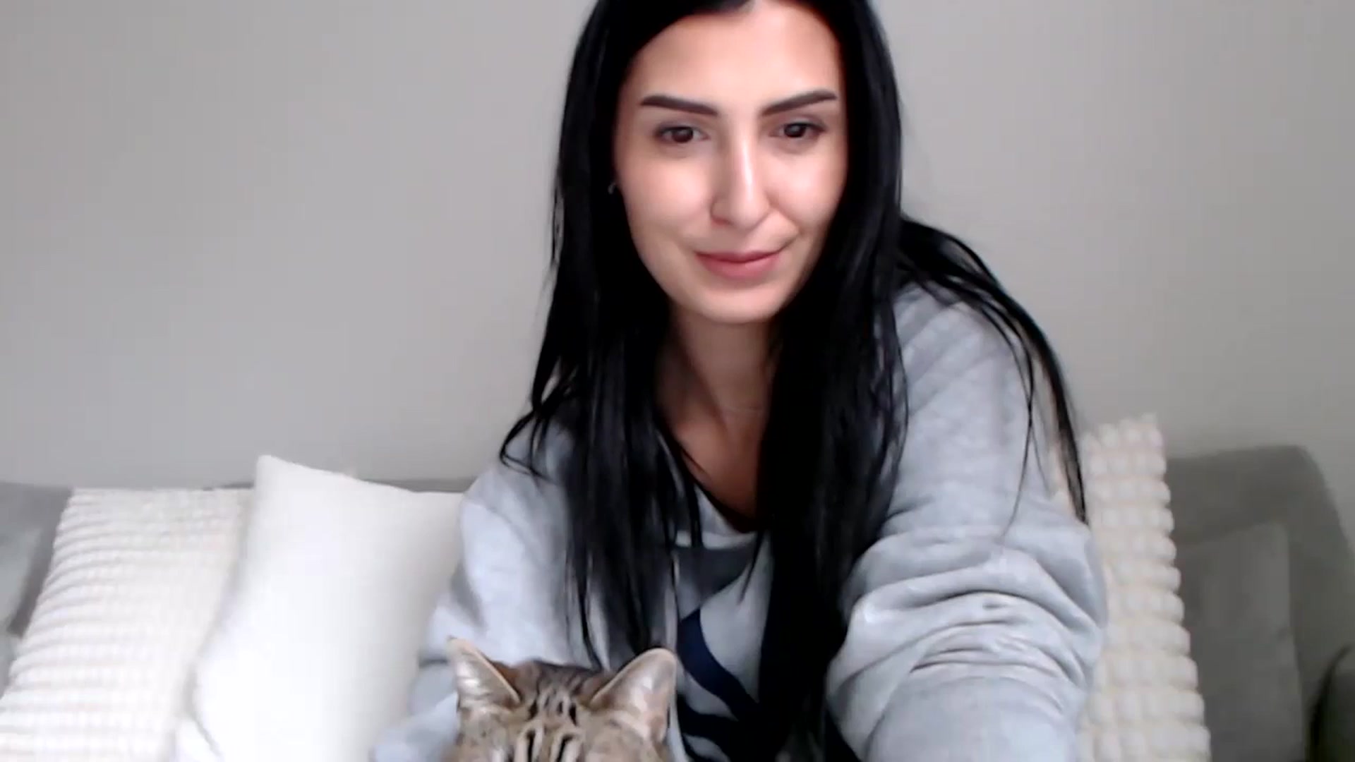 Gallery image thumbnail from LeaIson's myfreecams stream on, 12/11/2023, 12:45 image 1 of 20