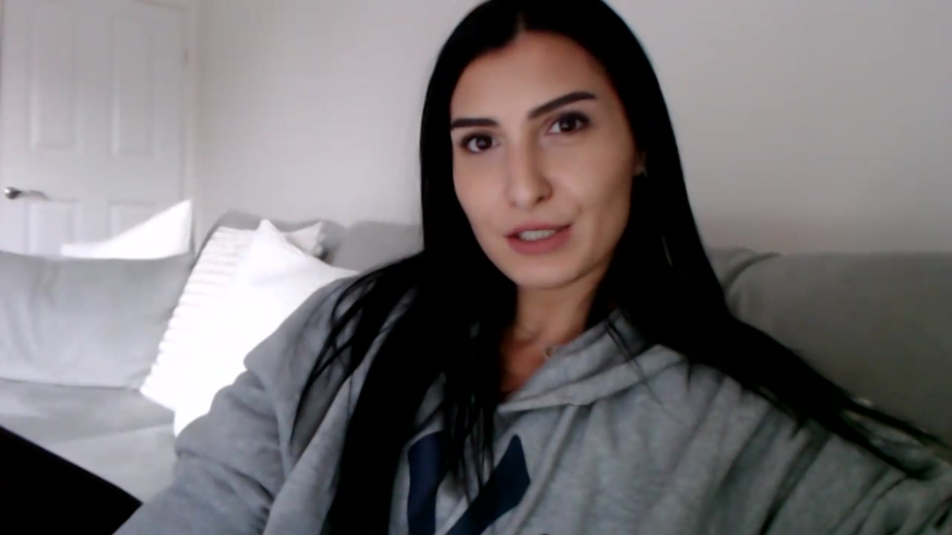 Gallery image thumbnail from LeaIson's myfreecams stream on, 12/11/2023, 12:45 image 14 of 20