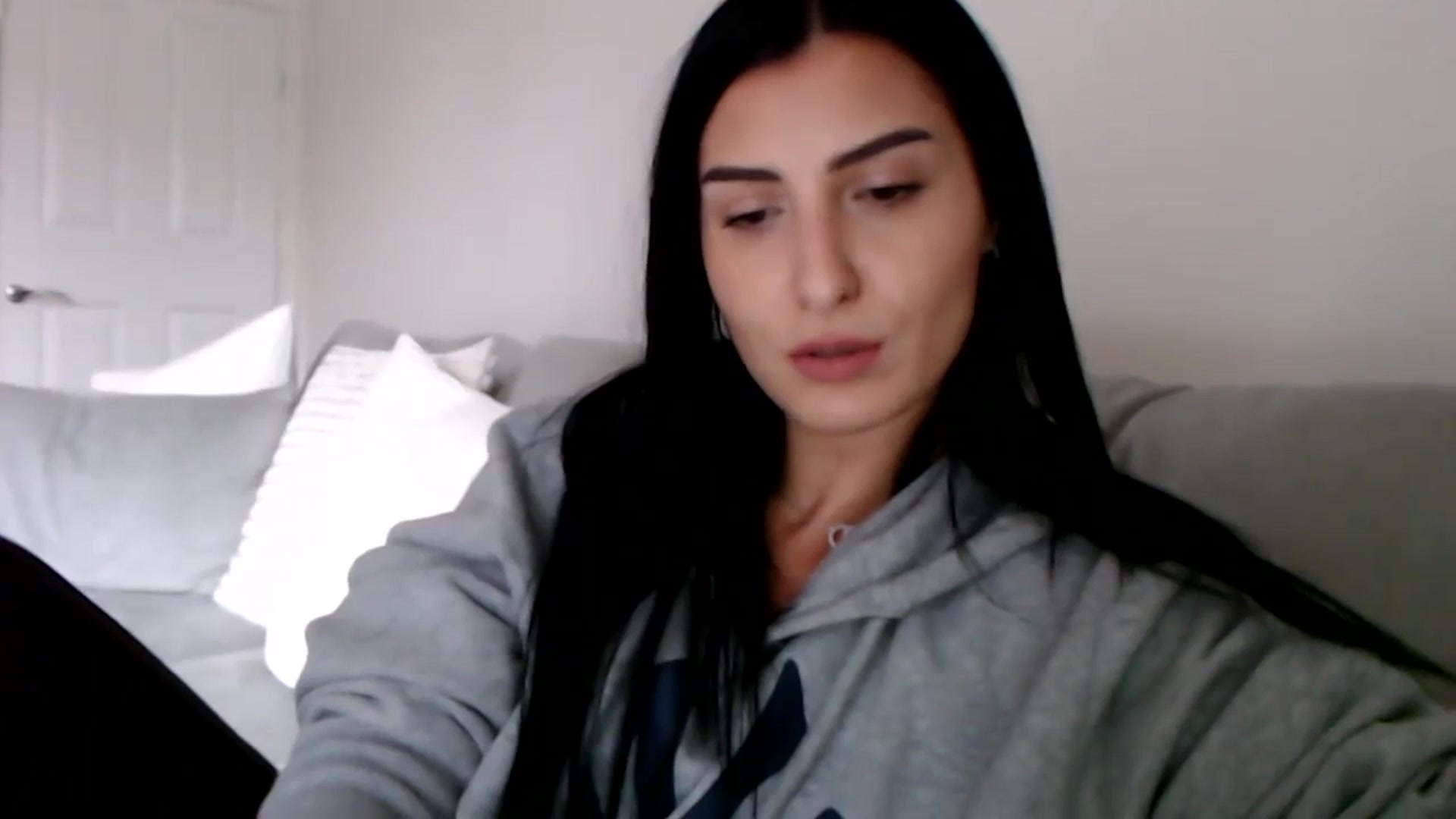 Gallery image thumbnail from LeaIson's myfreecams stream on, 12/11/2023, 12:45 image 13 of 20