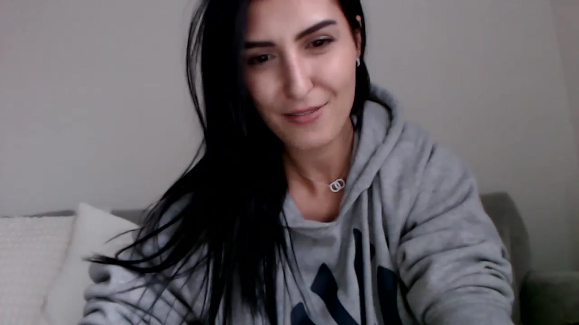 Gallery image thumbnail from LeaIson's myfreecams stream on, 12/11/2023, 15:22 image 9 of 20