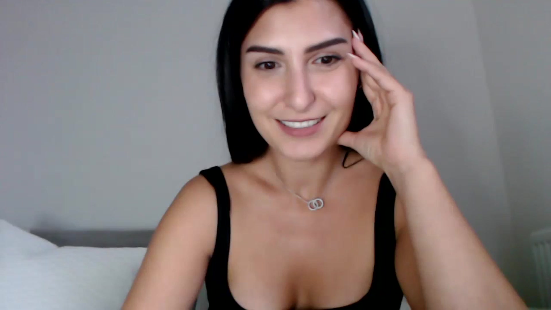 Gallery image thumbnail from LeaIson's myfreecams stream on, 12/11/2023, 15:22 image 15 of 20