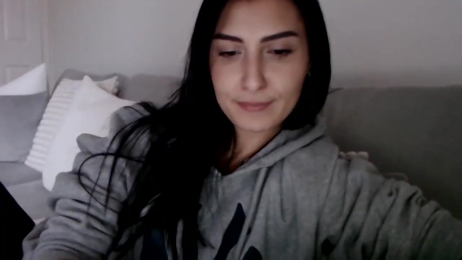 Gallery image thumbnail from LeaIson's myfreecams stream on, 12/11/2023, 15:22 image 7 of 20