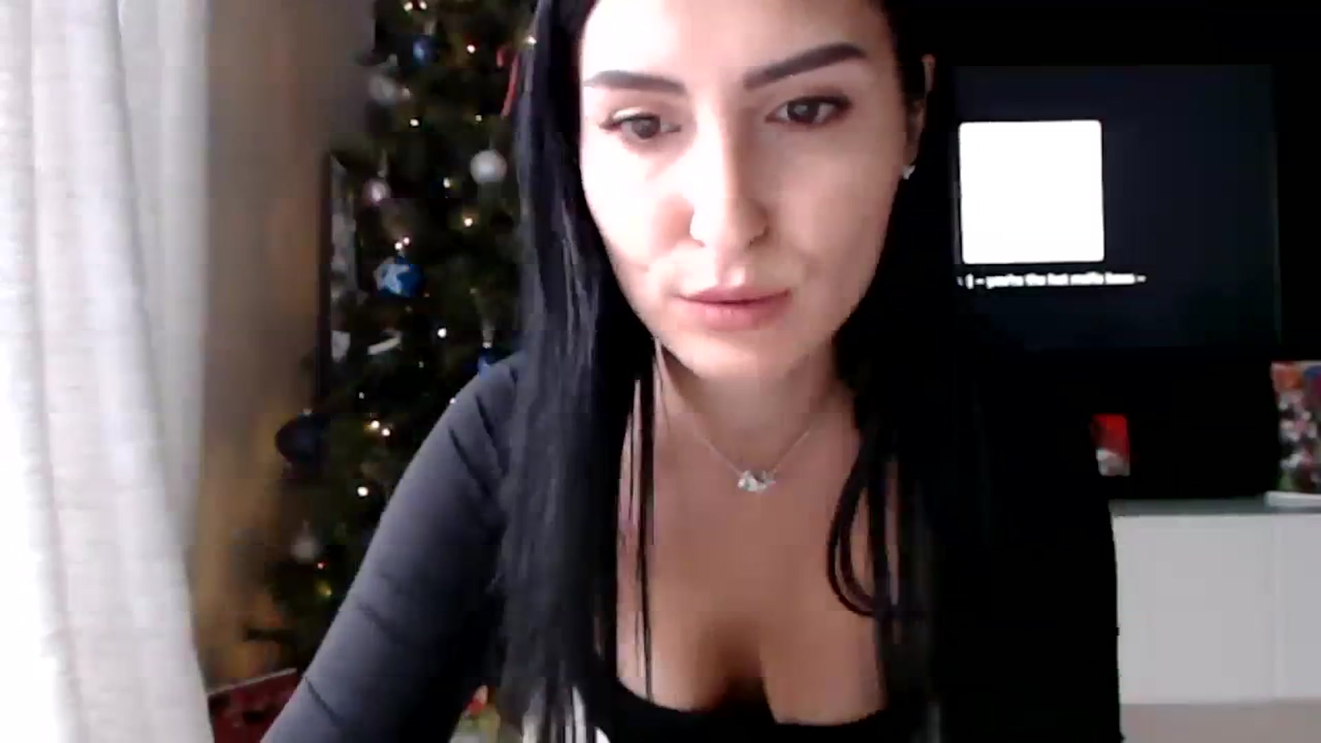 Gallery image thumbnail from LeaIson's myfreecams stream on, 12/12/2023, 12:23 image 19 of 20