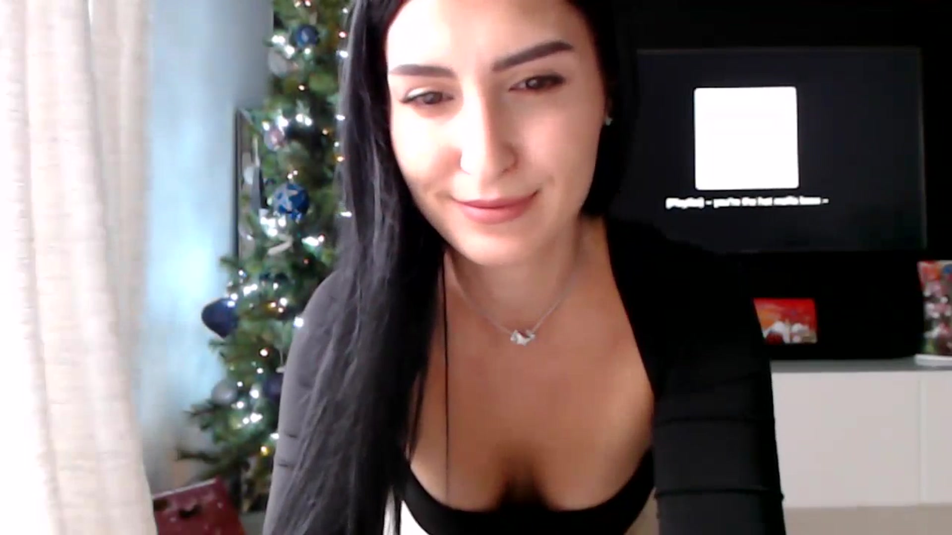 Gallery image thumbnail from LeaIson's myfreecams stream on, 12/12/2023, 12:23 image 20 of 20