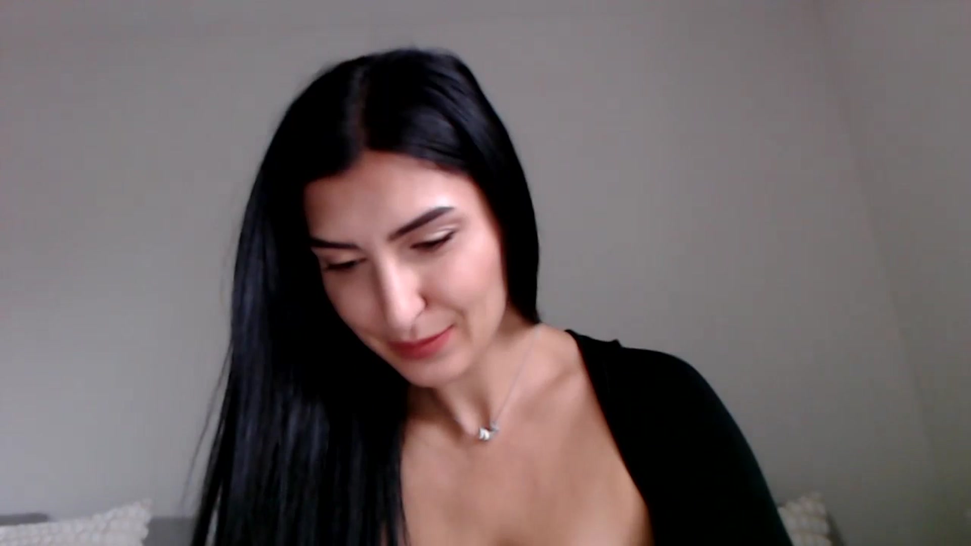 Gallery image thumbnail from LeaIson's myfreecams stream on, 12/12/2023, 13:47 image 4 of 20