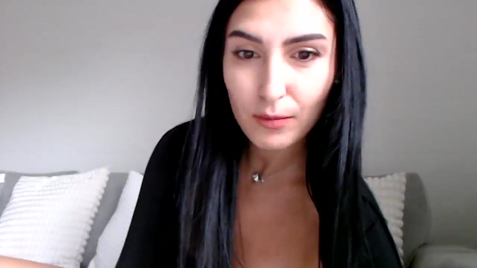Gallery image thumbnail from LeaIson's myfreecams stream on, 12/12/2023, 13:47 image 11 of 20